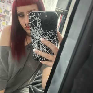 Meet your Posher, Julz